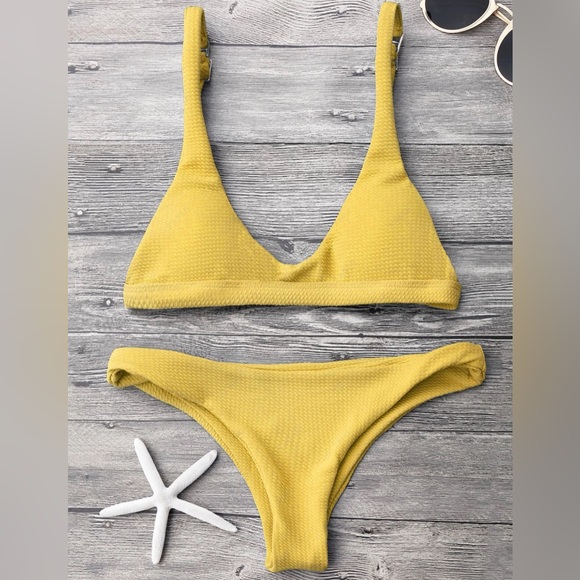Scoop Bikini Sets - 5 for $50 - Picture 4 of 7